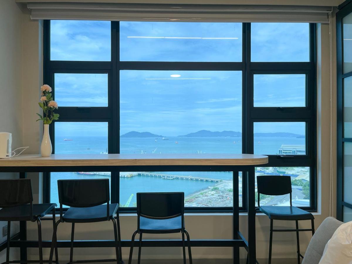 Jesselton Point Seaview Homestay Кота-Кинабалу Экстерьер фото