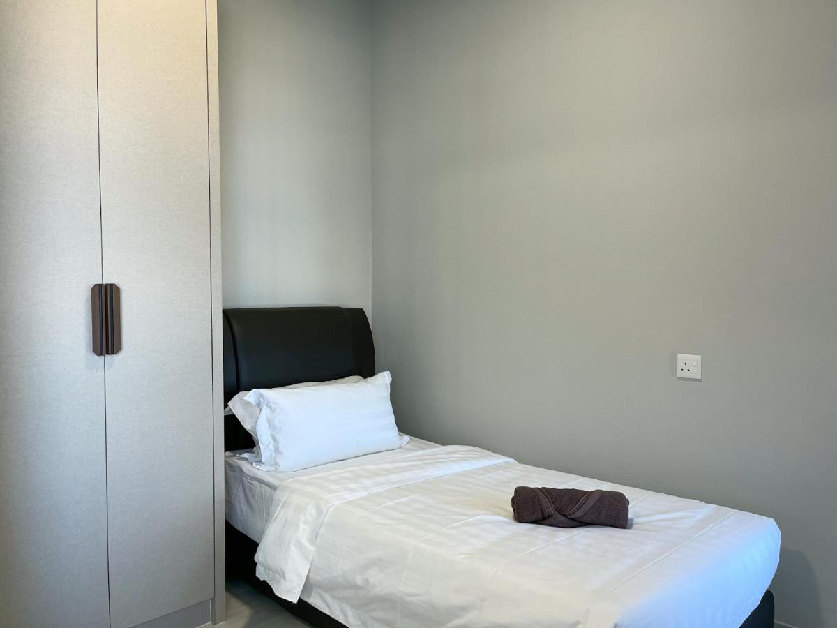 Jesselton Point Seaview Homestay Кота-Кинабалу Экстерьер фото