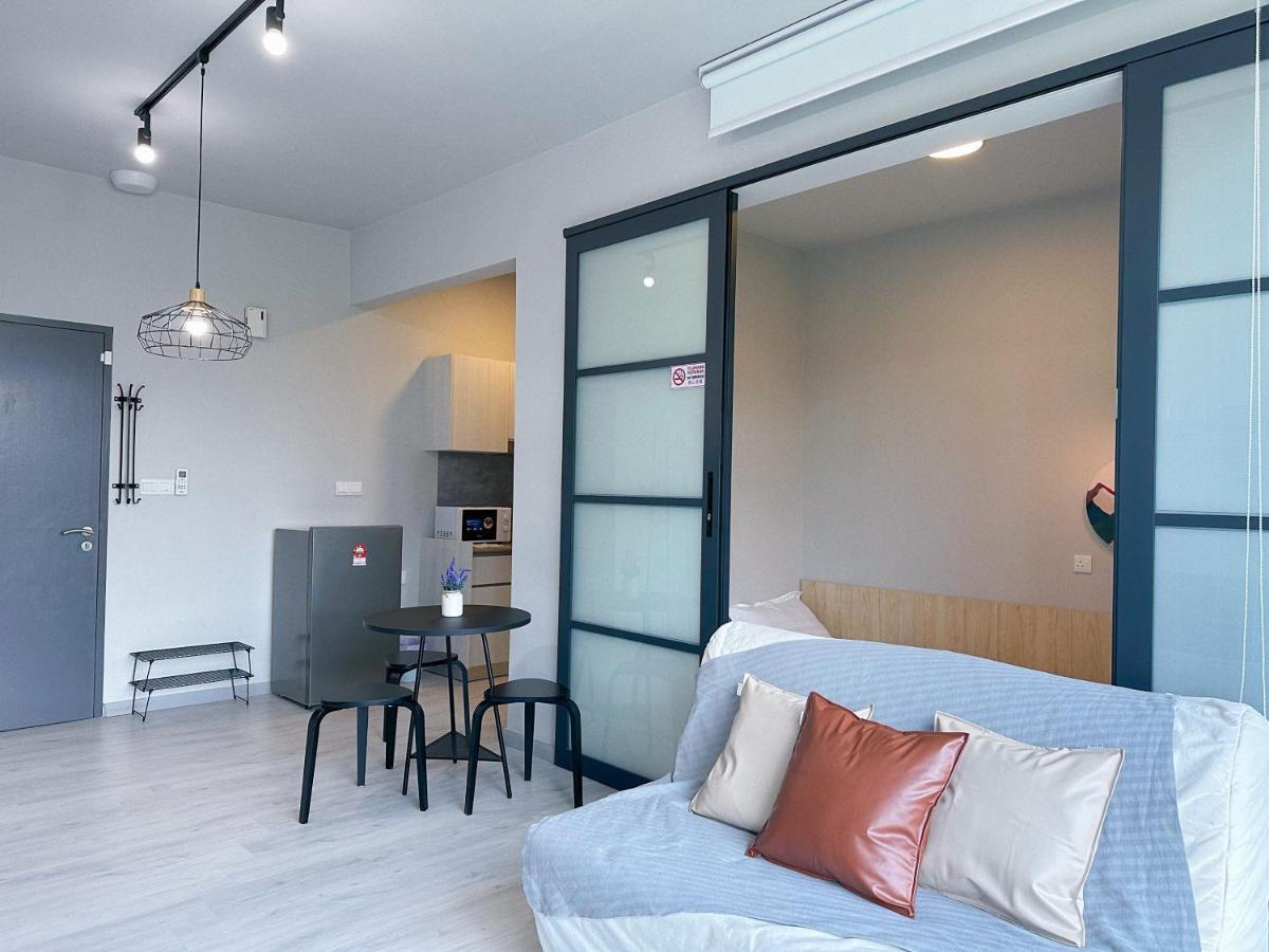 Jesselton Point Seaview Homestay Кота-Кинабалу Экстерьер фото